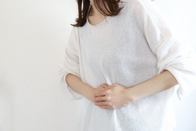 💡【胃酸逆流・逆流性食道炎】寝る向きで症状が変わる？　　最新研究で分かった「左向きで寝る」メリット